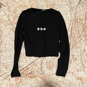 Black Daisy Long Sleeve T-Shirt